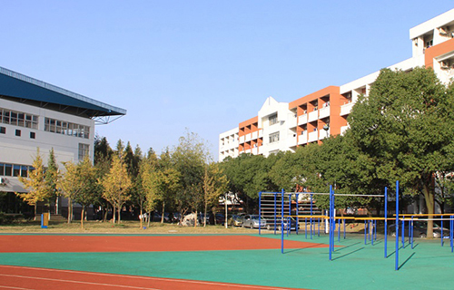 無錫市運(yùn)河實驗中學(xué)