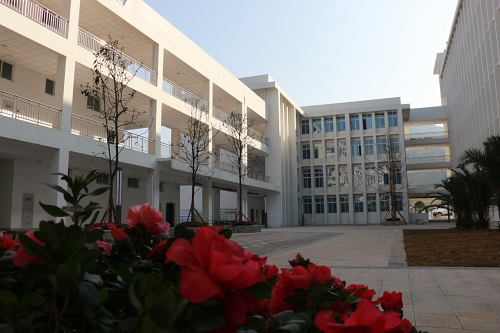 成都信息技術學校2021年學費多少錢