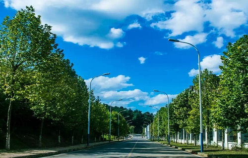 長(zhǎng)順縣中等職業(yè)學(xué)校的乘車(chē)路線(xiàn)