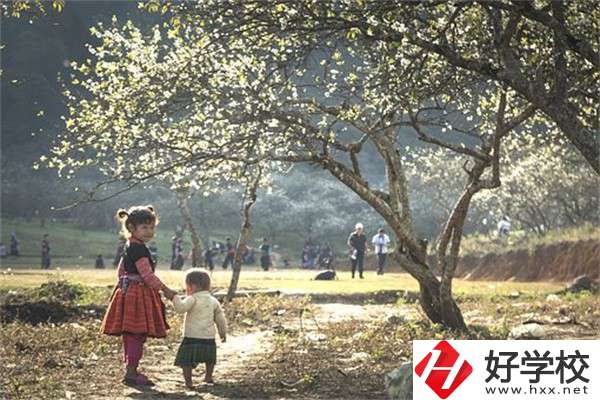 張家界少數民族加分政策是什么？中專升大專加分嗎？