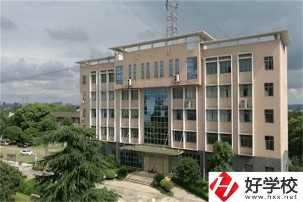 湘潭有哪些中專校風(fēng)環(huán)境好？下面3所值得一看!