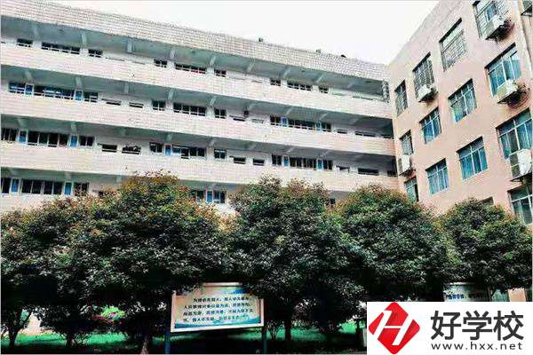 岳陽有哪些計(jì)算機(jī)中職可以就讀？計(jì)算機(jī)專業(yè)好就業(yè)嗎？