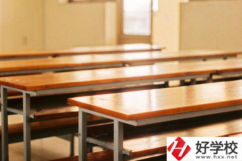 湖南省澧縣職業(yè)中專學(xué)校有哪些專業(yè)？學(xué)費貴不貴