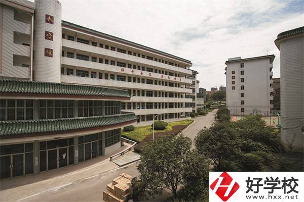 衡陽市信息網(wǎng)絡工程學校有哪些專業(yè)？就業(yè)率高不高？