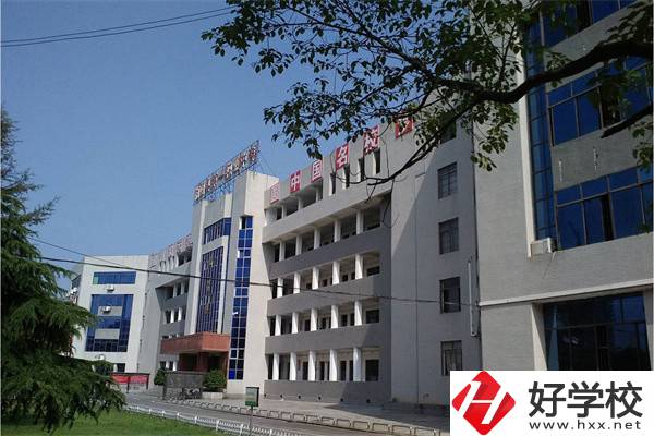 岳陽有哪些示范中專推薦？有什么辦學(xué)優(yōu)勢？