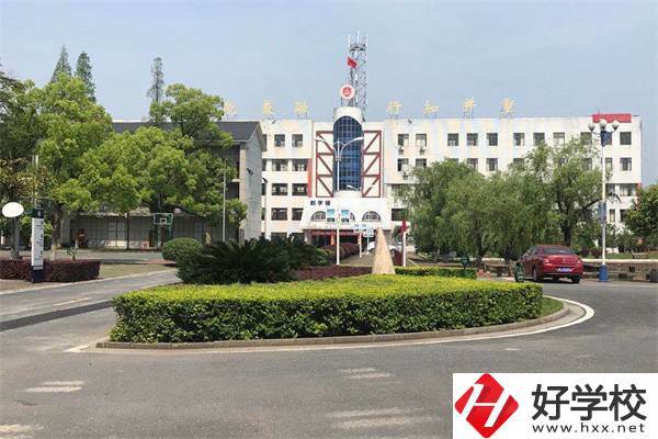 湘潭設(shè)有大專中職部的學(xué)校有哪些？有什么辦學(xué)特色？