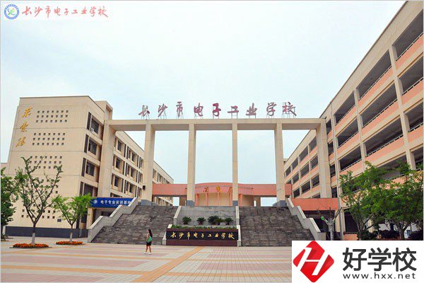 長沙學費便宜的中專有哪些？有什么招生專業(yè)？
