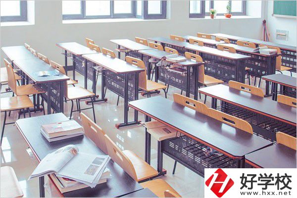 常德石門縣有什么中專學(xué)校？是公辦還是民辦的？
