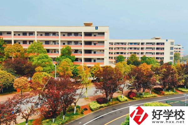 長沙市有哪些中專學(xué)校？它們學(xué)費(fèi)貴不貴？