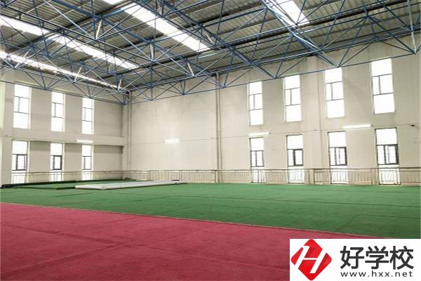 婁底環(huán)宇中等職業(yè)技術學校辦學如何？什么專業(yè)能升學？