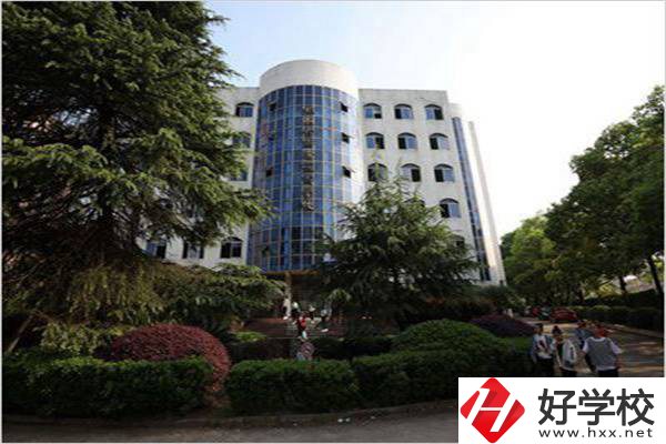 湖南排名前三的藝術(shù)中專是哪些？藝術(shù)專業(yè)可以升學(xué)嗎？