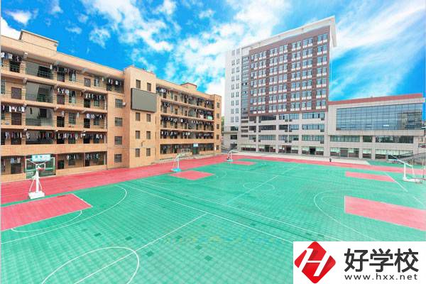 湖南省經(jīng)濟(jì)貿(mào)易職業(yè)中專學(xué)校在哪里？怎么樣？