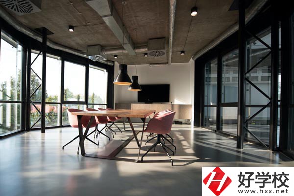 湖南育才技工學(xué)校設(shè)有哪些專業(yè)？就業(yè)方向如何？