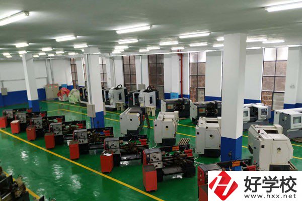 湖南懷化商業(yè)學(xué)校怎么樣？招生計(jì)劃有哪些？