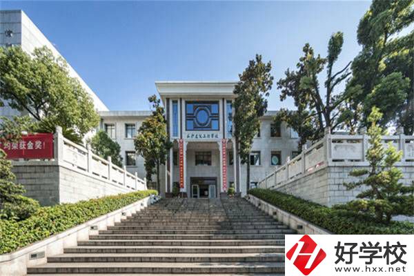 長沙有哪些職?？梢詫W建筑工程專業(yè)？有什么辦學優(yōu)勢？