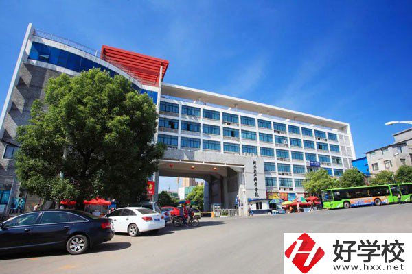 長(zhǎng)沙辦學(xué)規(guī)模最大的職校是哪一所？有什么招生專業(yè)？
