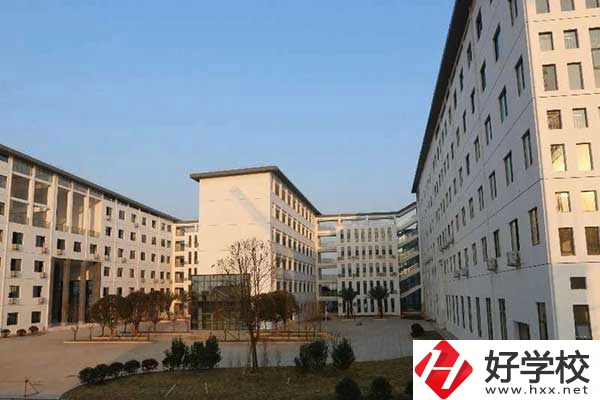 衡南縣有重點(diǎn)中職學(xué)校嗎？值得去讀嗎？