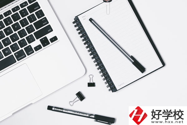 湖南省道縣師范學(xué)校有什么專業(yè)？值得讀嗎？