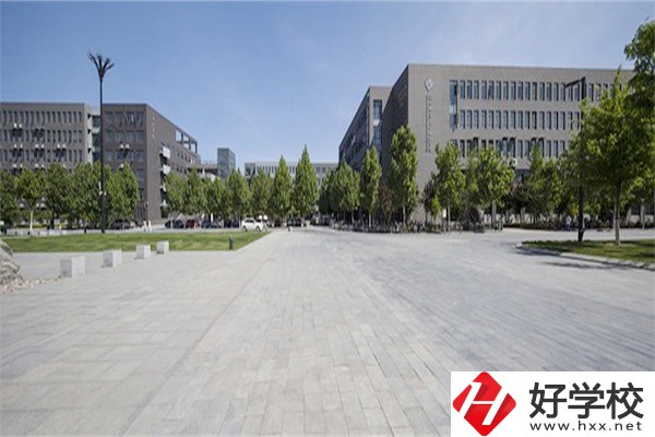 邵陽的中專學校有哪些好？什么人適合上中專？