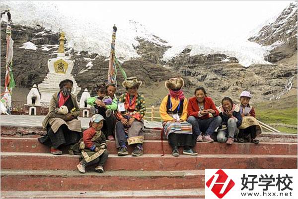 張家界少數(shù)民族加分政策是什么？中專升大專加分嗎？