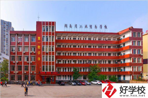 長沙升學(xué)率高的中職學(xué)校有哪些？招生要求嚴(yán)不嚴(yán)？
