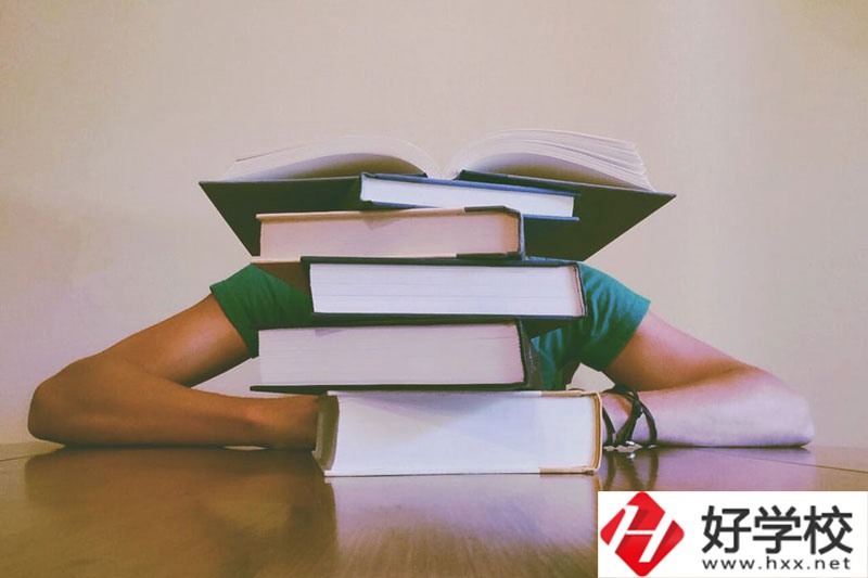 湘潭財經(jīng)職業(yè)技術(shù)學校怎么樣？專業(yè)都有哪些？