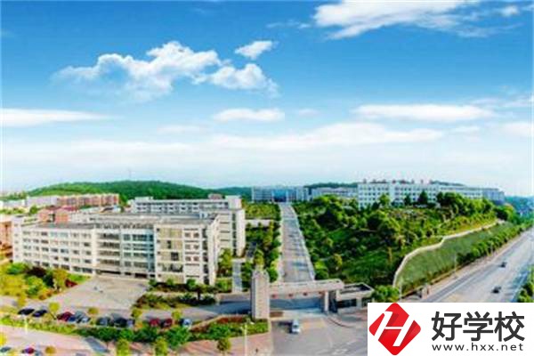 邵陽有初中生可以學(xué)的五年制專業(yè)嗎？開設(shè)學(xué)校是哪所？