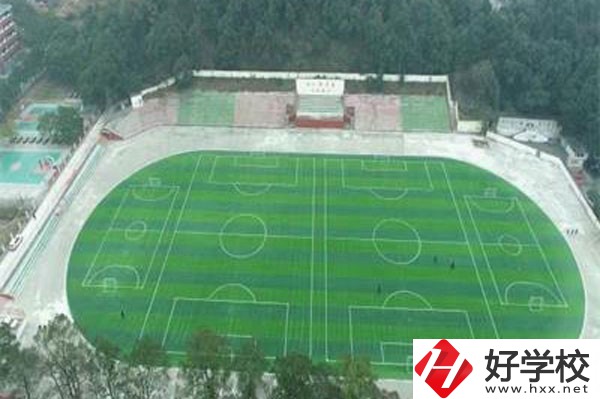 岳陽(yáng)理工職業(yè)技術(shù)學(xué)校專業(yè)情況如何，有哪些辦學(xué)特色？