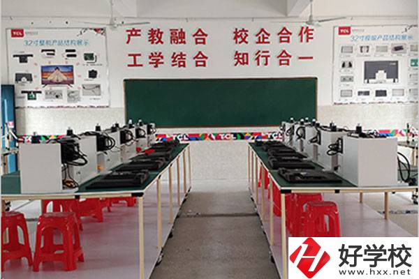 宜章縣中等職業(yè)技術(shù)學校實訓(xùn)室