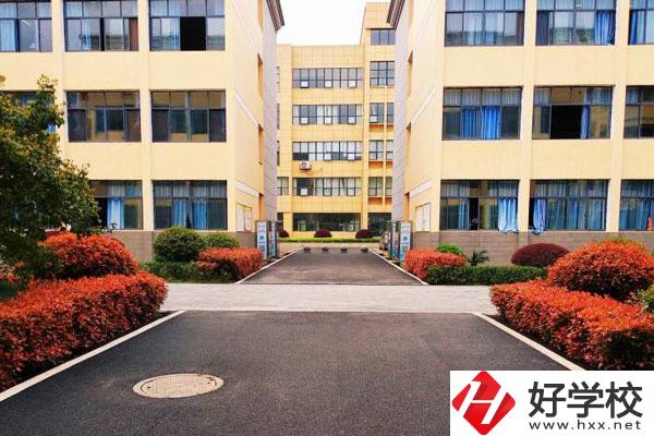 岳陽市平江縣最好的中職學(xué)校是哪一所？
