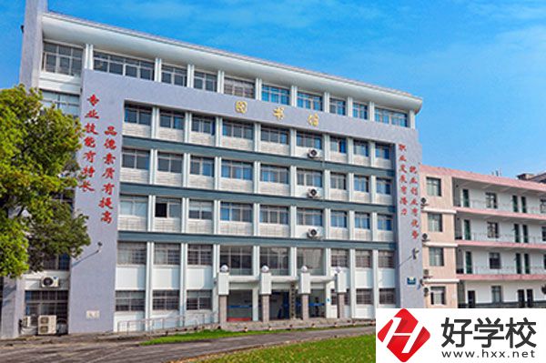 株洲人工智能職業(yè)技術(shù)學(xué)校設(shè)備怎樣？有什么辦學(xué)特色？