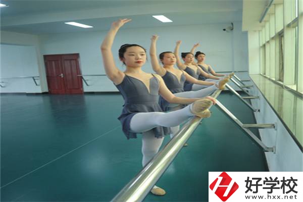 湖南有哪些藝校值得推薦？藝術(shù)專業(yè)好就業(yè)嗎？