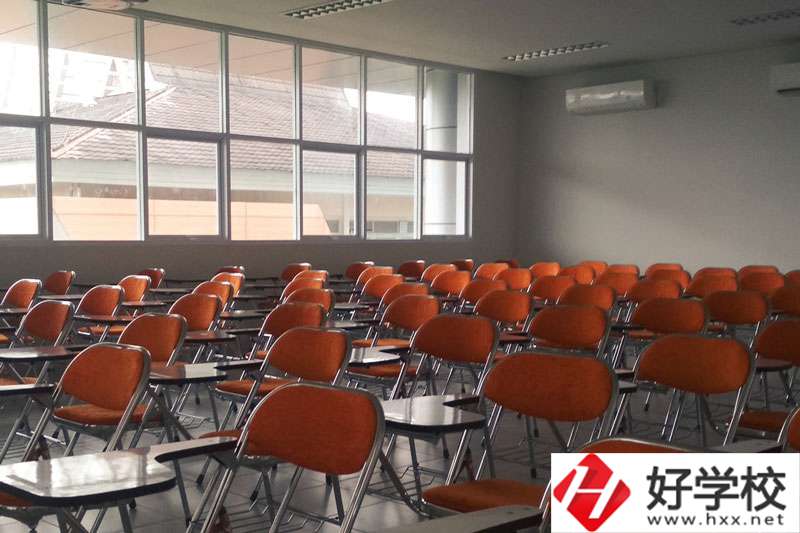 岳陽富岳科技職業(yè)學(xué)校怎么樣？環(huán)境如何？