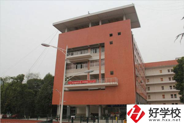 湘西有沒(méi)有可以直接中專升大專的師范職校？
