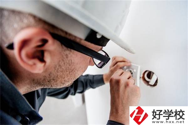 湖南中職生畢業(yè)會有就業(yè)難的問題嗎？選就業(yè)還是升學？