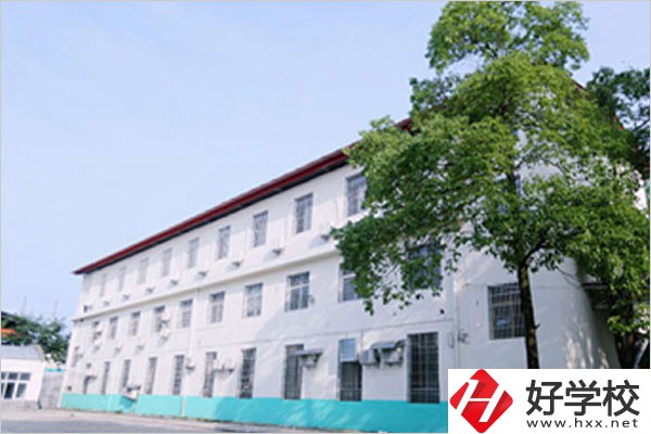 湘潭華光職校在哪？有什么辦學(xué)特色？