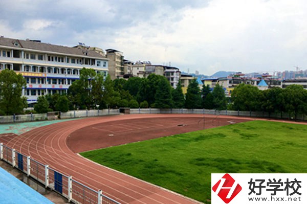 郴州有哪些中職學(xué)校靠近旅游風(fēng)景區(qū)？