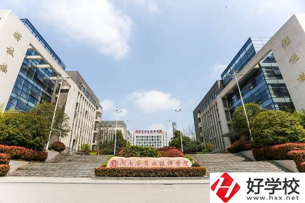 株洲比較好的廚師培訓學校有哪些？烹飪專業(yè)好就業(yè)嗎？