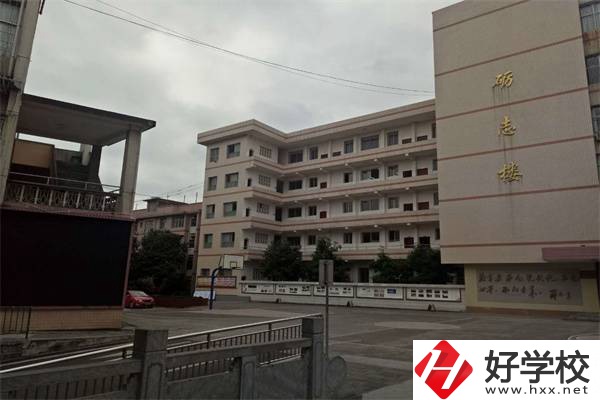湘西民族女子中等職業(yè)學(xué)校有哪些專業(yè)？招生要求高嗎？