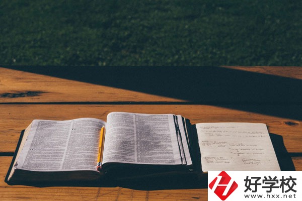 湖南省芷江師范學(xué)校有哪些專業(yè)？值得讀嗎？