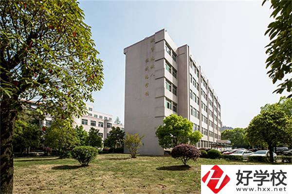邵陽有沒有300分可以讀的公辦中職？有什么專業(yè)可以學(xué)？