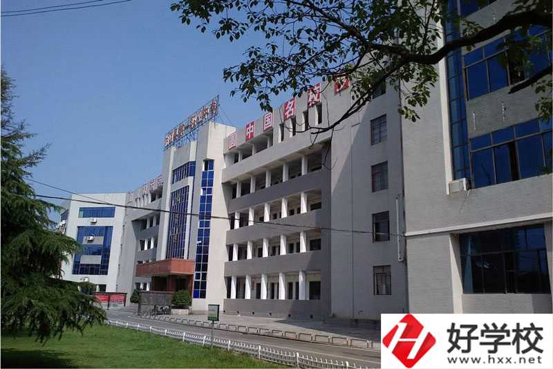 湘陰縣第一職業(yè)中等專業(yè)學(xué)校開(kāi)設(shè)哪些專業(yè)？就業(yè)如何？