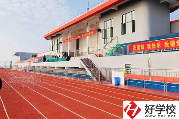 瀏陽市中協(xié)高新科技學(xué)校有哪些特色專業(yè)？就業(yè)前景如何？