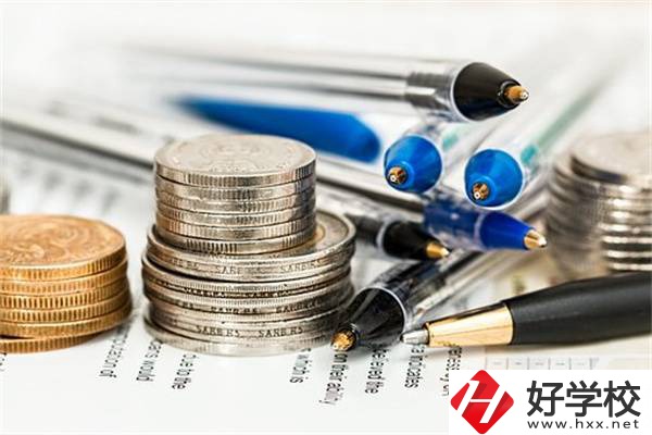湖南初中畢業(yè)讀五年制大專學(xué)什么專業(yè)好？讀了有用嗎？