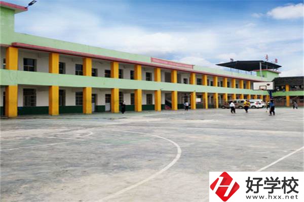 龍山縣誠信職業(yè)技術(shù)學(xué)校有升學(xué)班嗎？升學(xué)率是多少？