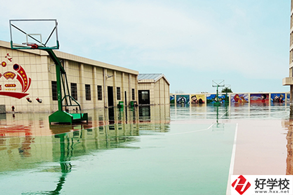 岳陽市江南通信職業(yè)學校有哪些專業(yè)？就業(yè)如何？
