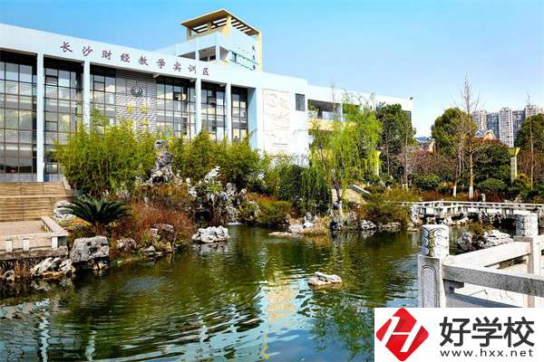長沙初中畢業(yè)生怎么填報中專志愿？有什么中專推薦?