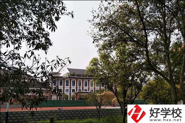 邵陽電商中專有哪些？管理如何？