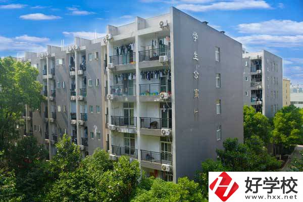長(zhǎng)沙高新技術(shù)工程學(xué)校宿舍