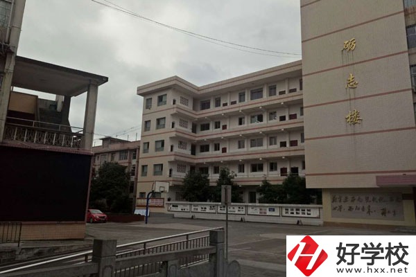 湘西中專學(xué)校有哪些？